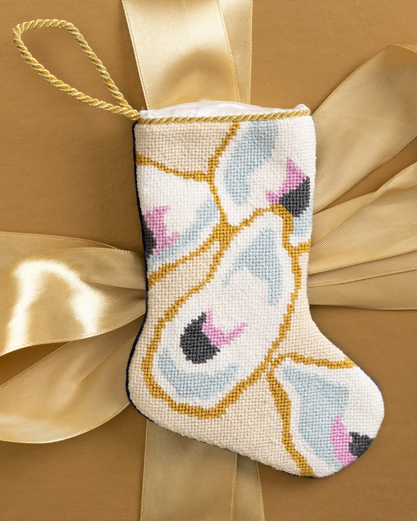 Southern Oyster Needlepoint Bauble Stocking
